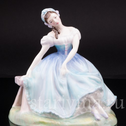 Статуэтка из фарфора Жизель, Royal Doulton, Великобритания, 1953 год.