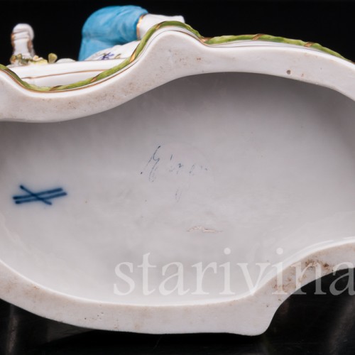 Фарфоровая статуэтка Девушка с арфой, Sitzendorf, Германия, 19 в.