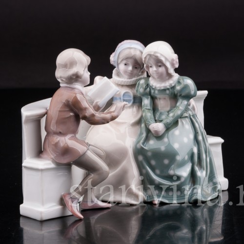 Редкая статуэтка из фарфора Дети с книгой, Galluba & Hofmann, Германия, 1905-37 гг.