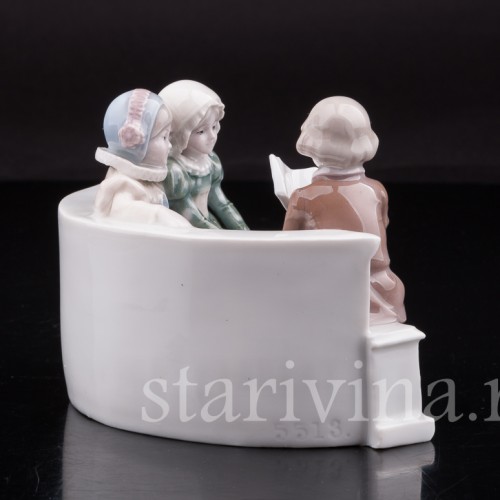 Редкая статуэтка из фарфора Дети с книгой, Galluba & Hofmann, Германия, 1905-37 гг.