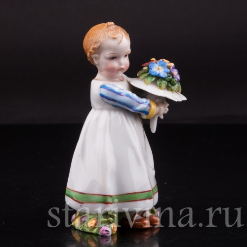 Фигурка из фарфора Девочка с букетом, миниатюра, E. A. Muller, Германия, кон. 19, нач. 20 вв.