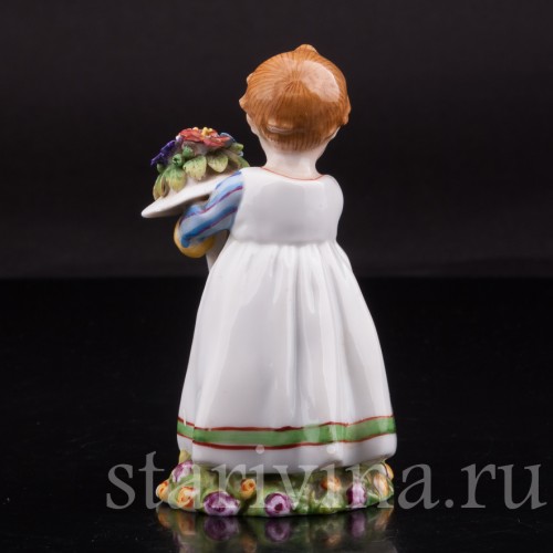 Фигурка из фарфора Девочка с букетом, миниатюра, E. A. Muller, Германия, кон. 19, нач. 20 вв.