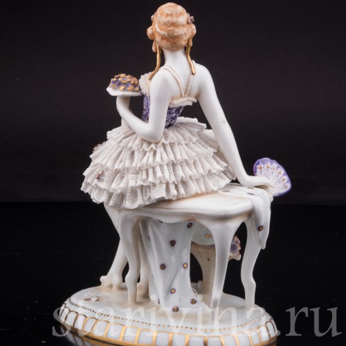 Антикварная статуэтка Девушка с веером и букетом, кружевная, E. A. Muller, Германия, нач. 20 в.