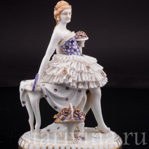 Антикварная статуэтка Девушка с веером и букетом, кружевная, E. A. Muller, Германия, нач. 20 в.