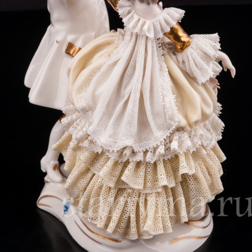 Фарфоровая статуэтка Танцующая пара, кружевная, Ackermann & Fritze, Германия, перв. пол. 20 в.