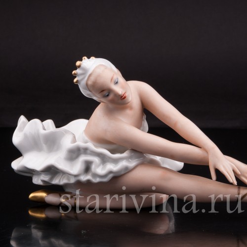 Фигурка из фарфроа Балерина Лебедь, Wallendorf, Германия, 1960 г.