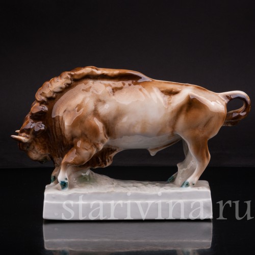 Фигурка животного из фарфора Зубр, Zsolnay, Венгрия, 1890-1950 гг.