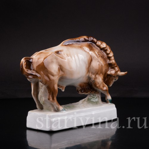 Фигурка животного из фарфора Зубр, Zsolnay, Венгрия, 1890-1950 гг.