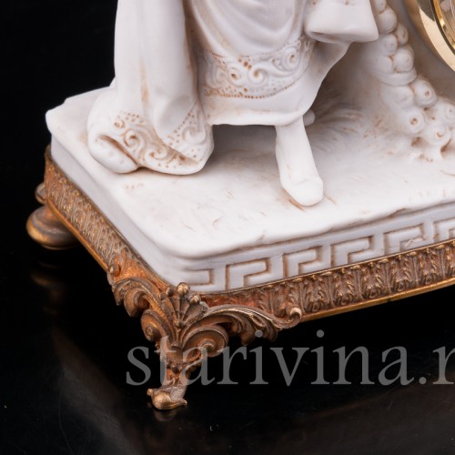 Часы из фарфора Галантная пара Volkstedt, Германия, кон.19 - нач. 20 вв.