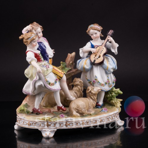 Фарфоровая композиция Деревенские танцы E. A. Muller, Германия, кон. 19, нач. 20 вв.