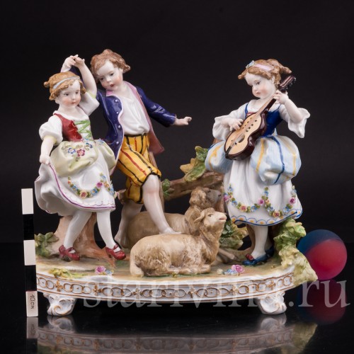 Фарфоровая композиция Деревенские танцы E. A. Muller, Германия, кон. 19, нач. 20 вв.