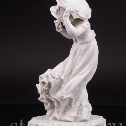 Фарфоровая статуэтка Девушка с зонтиком, аллегория осени Karl Ens, Германия, 1900 гг.