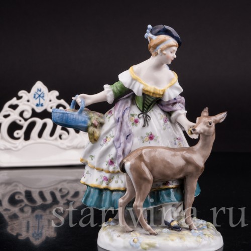 Антикварная статуэтка Девушка с ланью Karl Ens, Германия, 1920-30 гг.