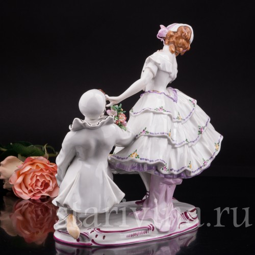 Редкая фарфоровая статуэтка Пьеро и Коломбина, Volkstedt, Германия, нач. 20 в.