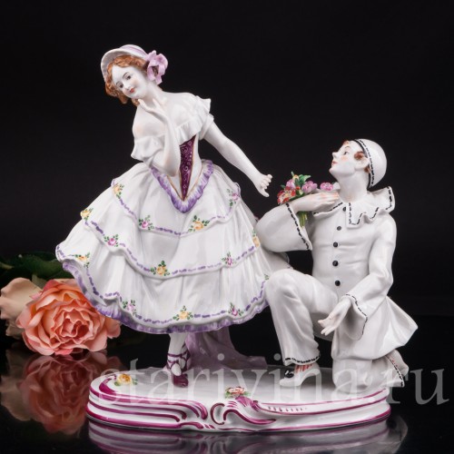 Редкая фарфоровая статуэтка Пьеро и Коломбина, Volkstedt, Германия, нач. 20 в.