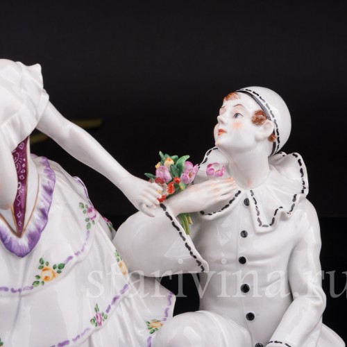 Редкая фарфоровая статуэтка Пьеро и Коломбина, Volkstedt, Германия, нач. 20 в.