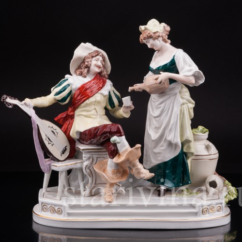 Редкая фарфоровая статуэтка Кавалер и трактирщица, Scheibe-Alsbach, Германия, 1925-72 гг.