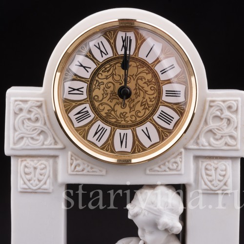 Антикварные часы из бисквита Путти с волынкой, Dressel, Kister & Co, Германия, нач. 20 в.