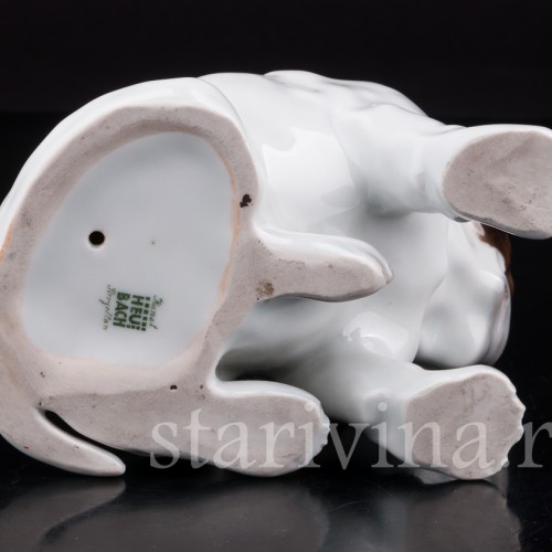 Статуэтка собаки из фарфора Щенок сенбернара, Heubach, Германия, нач. 20 века.