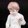 Фарфоровая статуэтка Девочка с бабочкой, Meissen, Германия, кон. 19, нач. 20 вв.