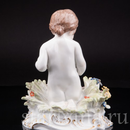 Фарфоровая статуэтка Девочка с бабочкой, Meissen, Германия, кон. 19, нач. 20 вв.
