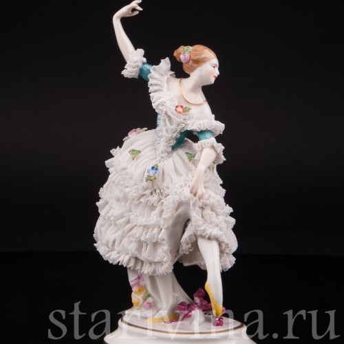 Фарфоровая статуэтка танцовщицы Балерина, кружевная, Volkstedt, Германия, кон. 19 - нач. 20 вв.