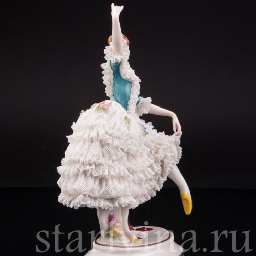 Фарфоровая статуэтка танцовщицы Балерина, кружевная, Volkstedt, Германия, кон. 19 - нач. 20 вв.