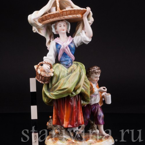 Фарфоровая статуэтка Торговка, Тюрингия Германия, Кон 19, нач. 20 вв.