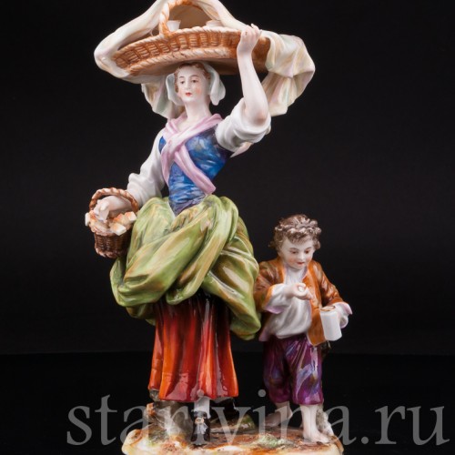 Фарфоровая статуэтка Торговка, Тюрингия Германия, Кон 19, нач. 20 вв.