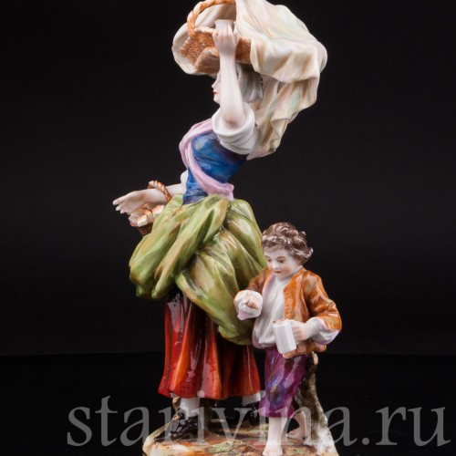 Фарфоровая статуэтка Торговка, Тюрингия Германия, Кон 19, нач. 20 вв.