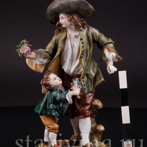 Фарфоровая статуэтка Мужчина с мальчиком, Тюрингия Германия, кон. 19 в., нач. 20 в.