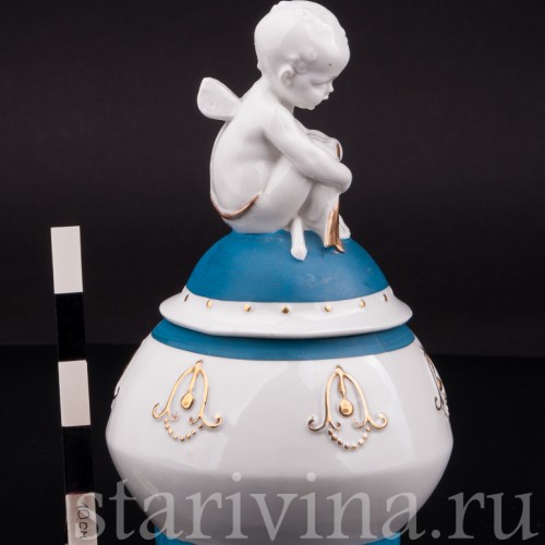 Фарфоровая Шкатулка Купидон, Hertwig & Co, Германия, 1920-30 гг.