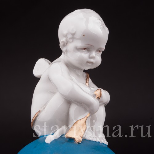 Фарфоровая Шкатулка Купидон, Hertwig & Co, Германия, 1920-30 гг.