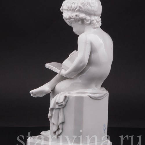 Фарфоровая фигурка "За чтением", Villenauxe, Франция, кон. 19, нач. 20  вв.