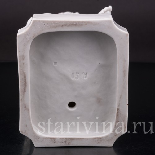 Фарфоровая фигурка "За чтением", Villenauxe, Франция, кон. 19, нач. 20  вв.