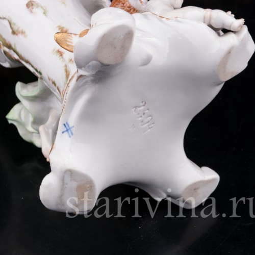 Фарфоровые часы Щедрая лоза, Sitzendorf, Германия, пер. пол. 20 в.