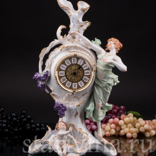 Фарфоровые часы Щедрая лоза, Sitzendorf, Германия, пер. пол. 20 в.