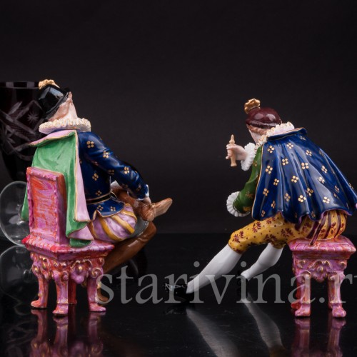 Антикварная фарфоровая композиция Кавалеры, играющие в бильбоке, Франция, кон. 19 - нач. 20 вв.