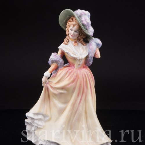 Статуэтка из фарфора Девушка в шляпке с перстнем, Royal Doulton, Великобритания, 1992 год.