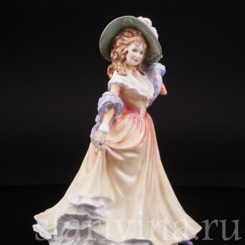 Статуэтка из фарфора Девушка в шляпке с перстнем, Royal Doulton, Великобритания, 1992 год.