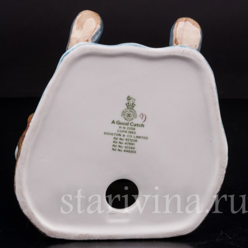 Фигурка рыбака из фарфора "Богатый улов", Royal Doulton, Великобритания, 1960 гг.