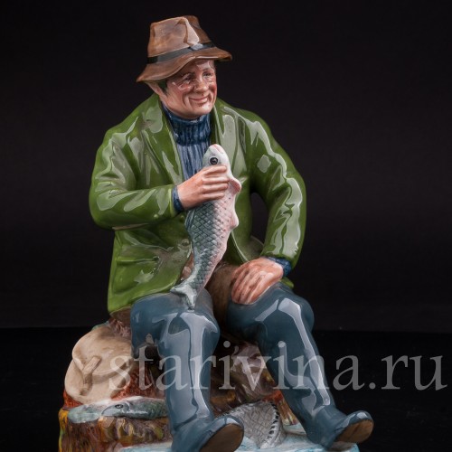 Фигурка рыбака из фарфора "Богатый улов", Royal Doulton, Великобритания, 1960 гг.