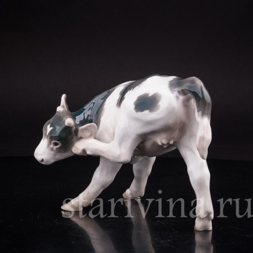 Фигурка из фарфора Телочка, Bing & Grondahl, Дания.