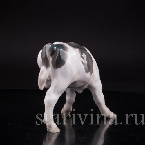 Фигурка из фарфора Телочка, Bing & Grondahl, Дания.