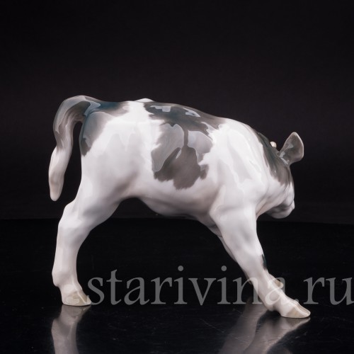 Фигурка из фарфора Телочка, Bing & Grondahl, Дания.