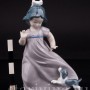 Фарфоровая статуэтка Девочка со щенком, NAO, Испания, вт. пол. 20 в.
