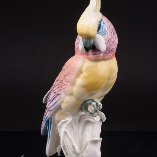 Статуэтка птицы из фарфора Попугай какаду на кукурузе, Karl Ens, Германия, 1920-30 гг.