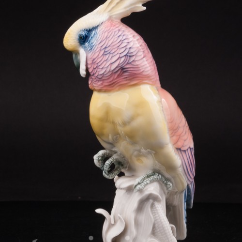 Статуэтка птицы из фарфора Попугай какаду на кукурузе, Karl Ens, Германия, 1920-30 гг.