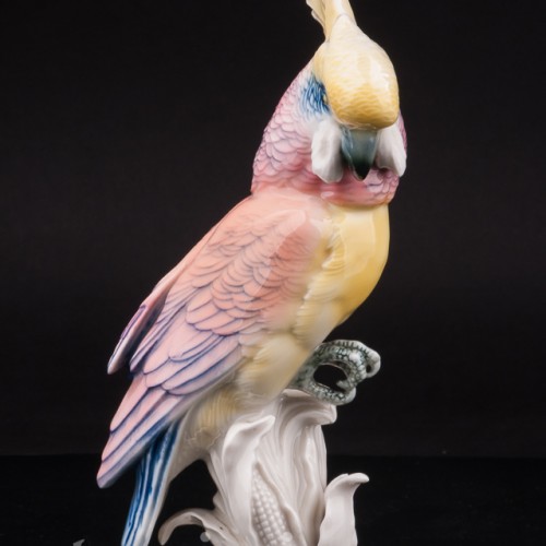 Статуэтка птицы из фарфора Попугай какаду на кукурузе, Karl Ens, Германия, 1920-30 гг.