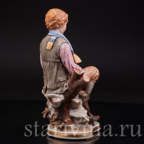 Фарфоровая статуэтка Аллегория Зимы, Capodimonte, Италия, сер., вт пол. 20 века.